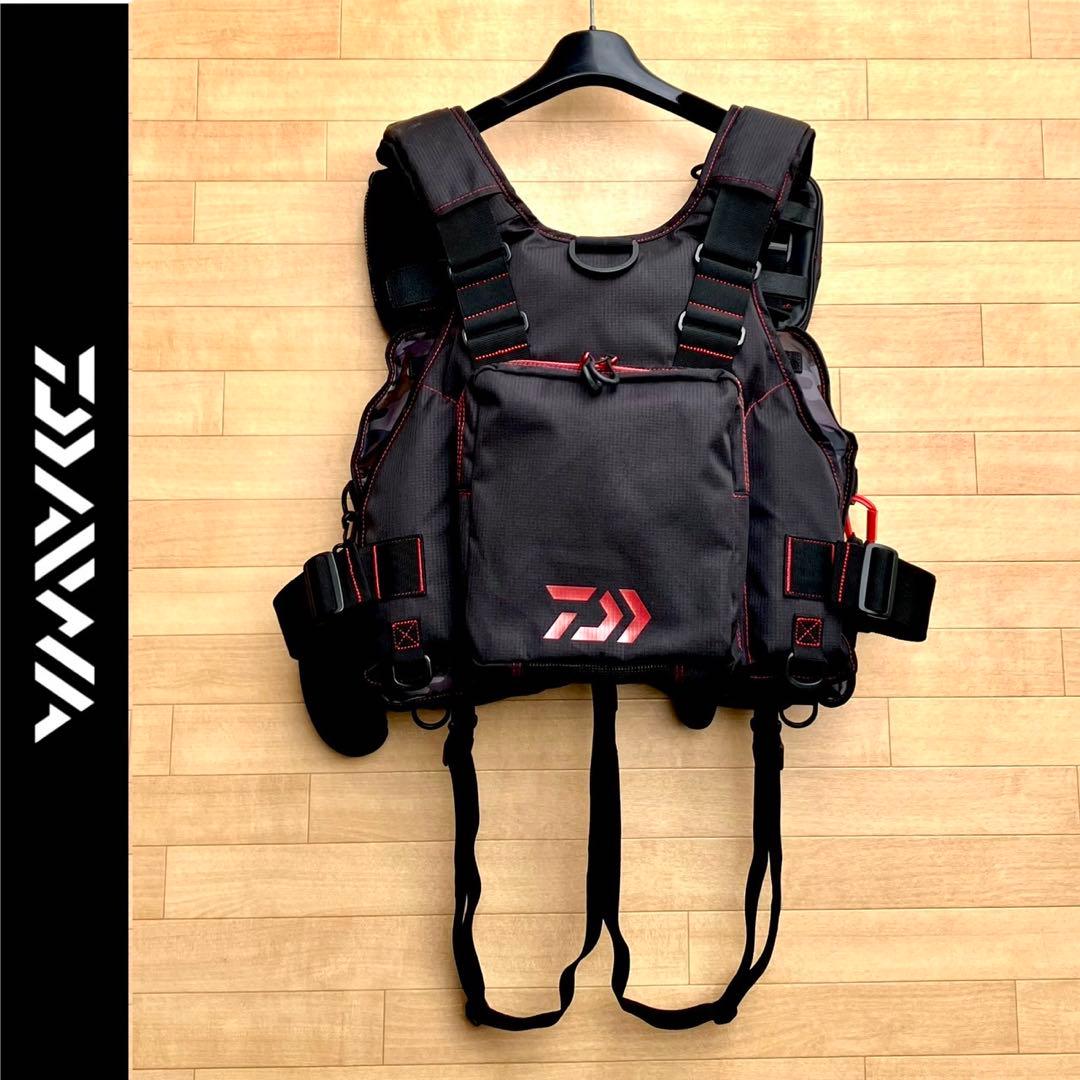 美品 ダイワ フローティングベスト ライフジャケット フロートゲームベスト