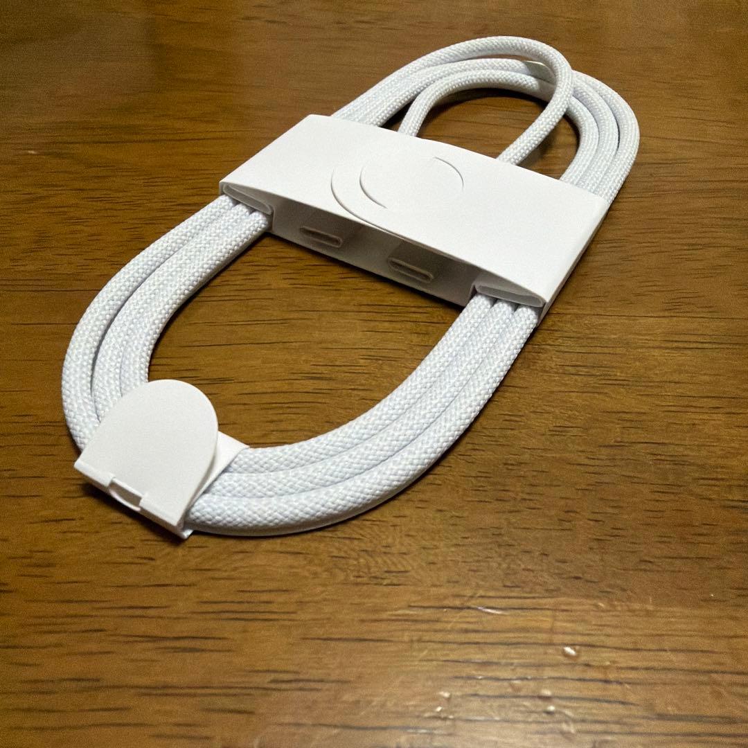 iPhone15 256GB グリーン SIMフリー バッテリー83% 美品