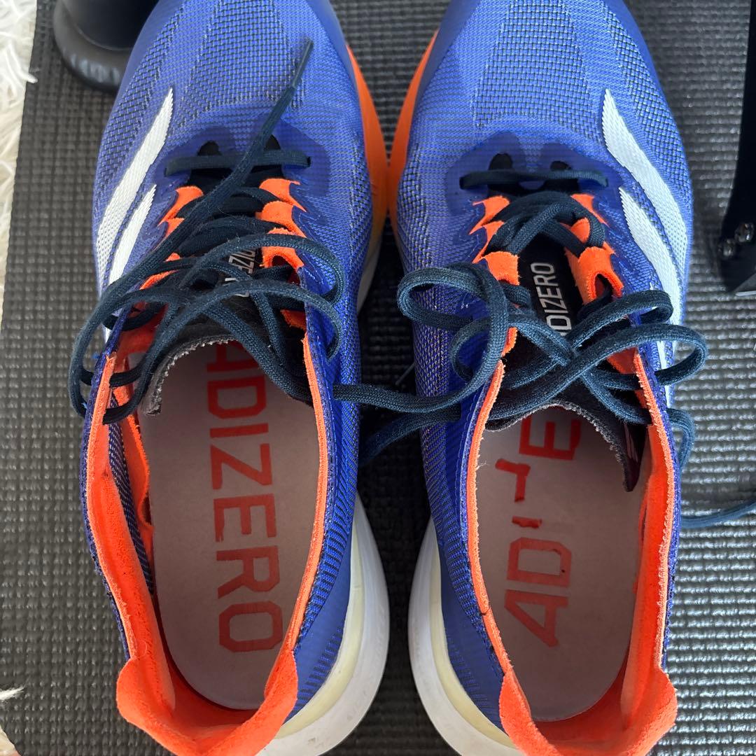 陸上シューズ「アディゼロ ボストン 12」26cm