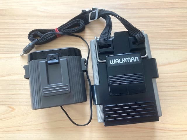 美品 高音質 整備済完全動作品 ソニー WM-2 シルバー ウォークマン２