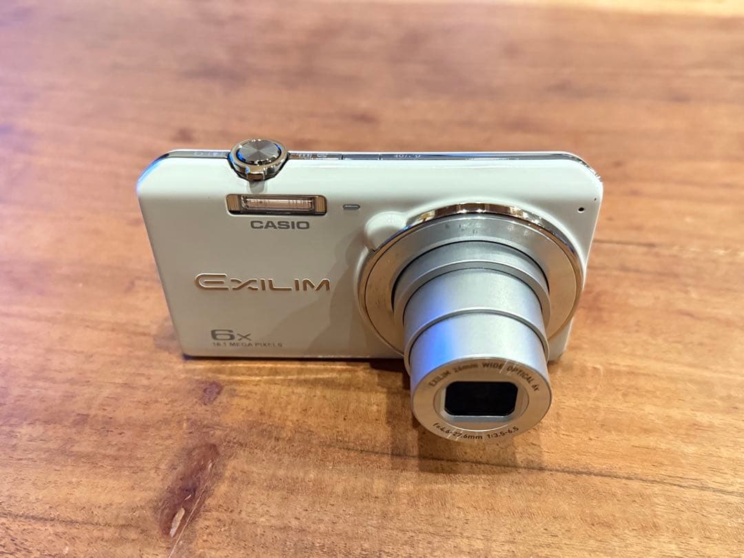 CASIO EXILIM EX-Z31 カシオ　エクシリム　デジタルカメラ