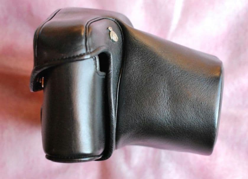 Pentax ペンタックス LX用 純正カメラケース　美品