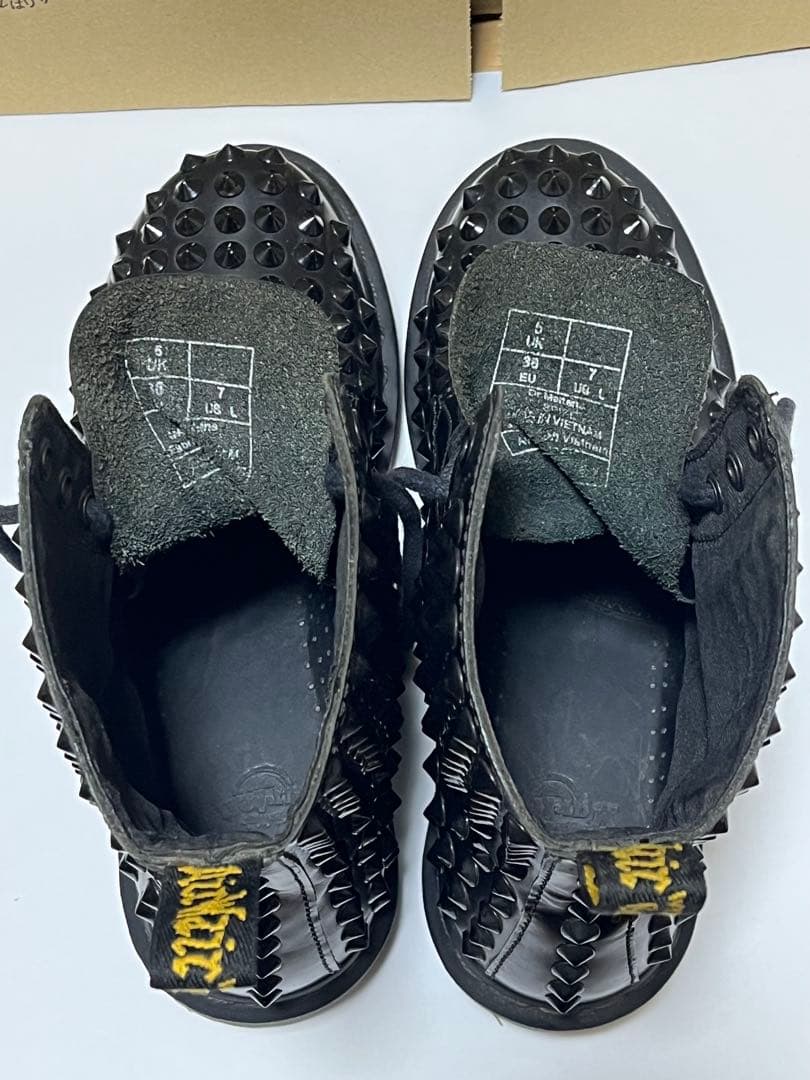 ドクターマーチン 24cm 8ホール スタッズ　Dr.Martens