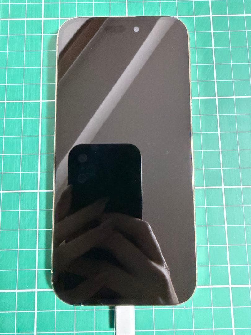 iPhone 14 Pro、256G、バッテリ状態100%、充電ケーブル新品付属