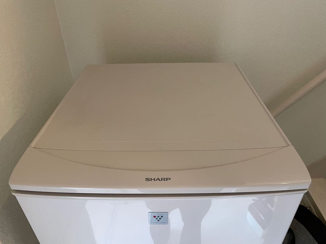 シャープ プラズマクラスター 2ドア冷蔵庫 ホワイト 137L