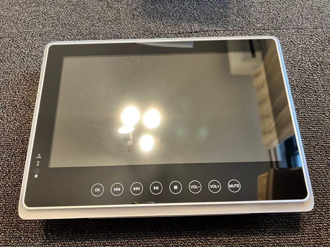 ★Superbe B10WP 10インチ防水ブルーレイ/DVDプレーヤー★