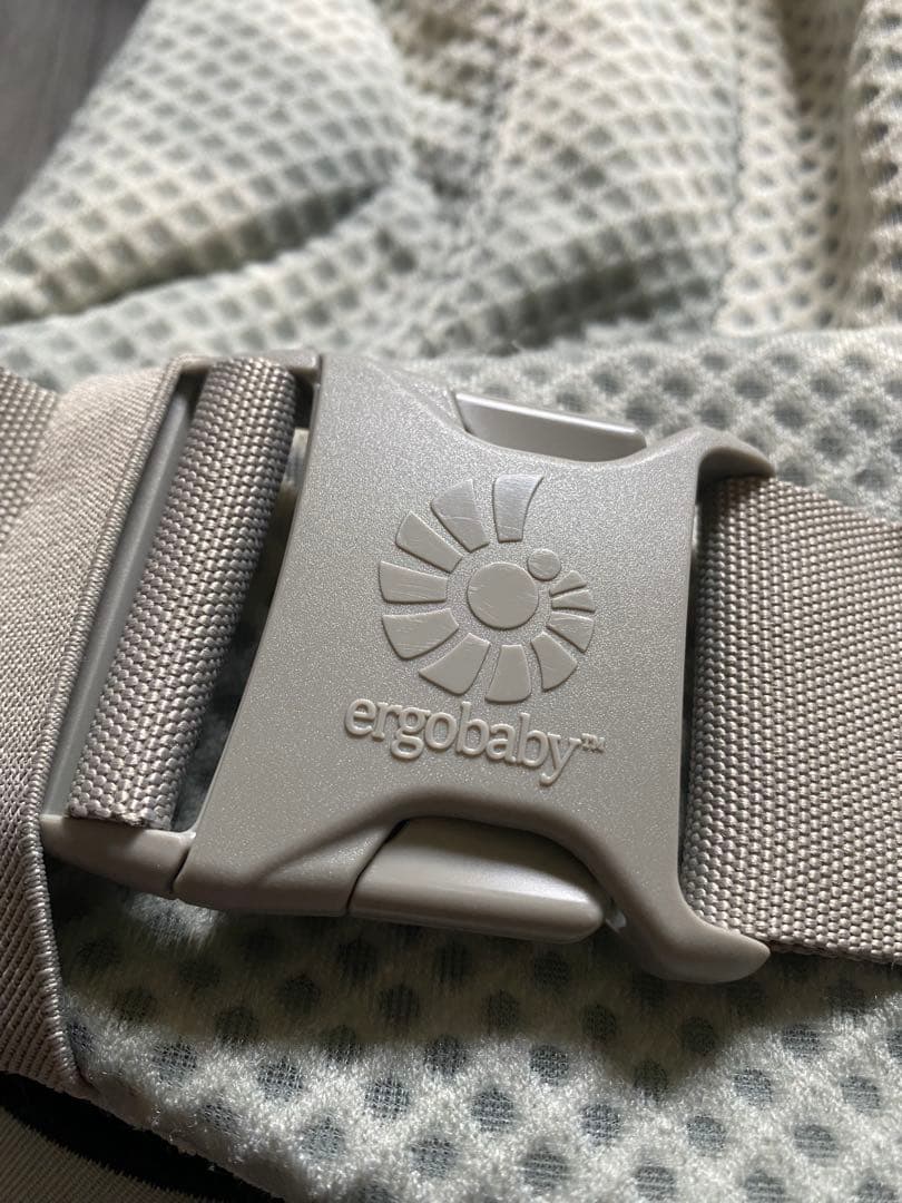 エルゴベビー オムニブリーズ OMNI breeze 抱っこ紐