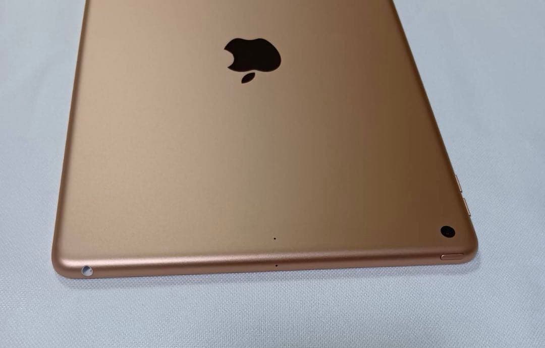 iPad 8世代 32GB WiFi ゴールド