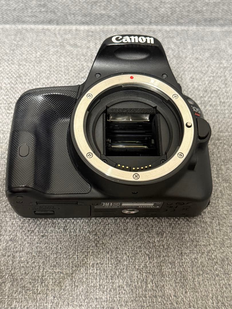 Canon EOS Kiss X7 一眼レフカメラ 【期間限定値下げ】