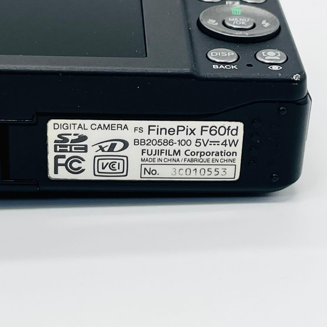 美品　FinePix F60FD ブラック