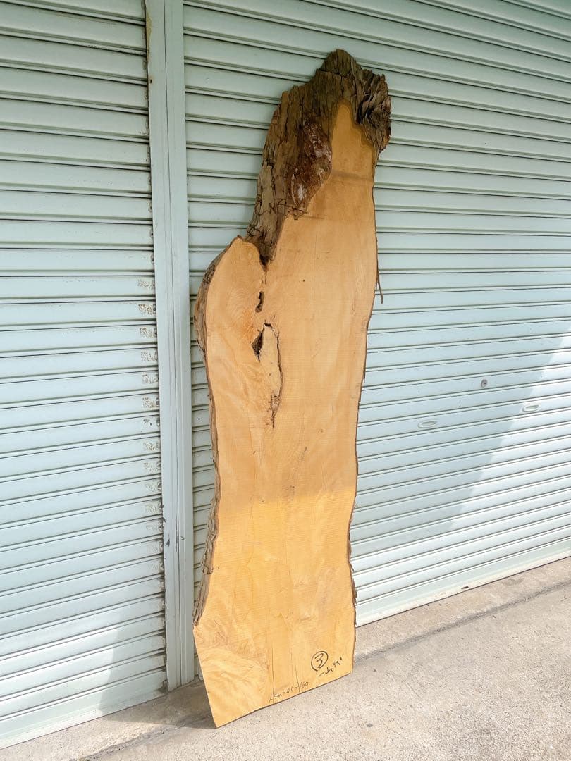 天然　イヌマキ　DIY材　木材　天板　テレビ台　無垢材　カウンターテーブル