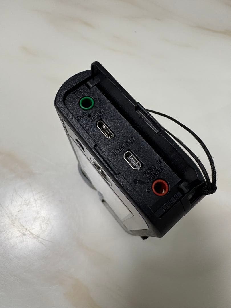 美品 SONY HDR-MV1 ビデオカメラ