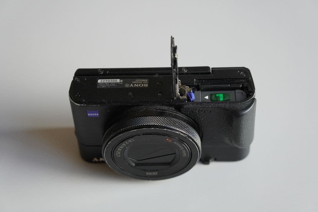 デジタルカメラ SONY DSC RX100 M5