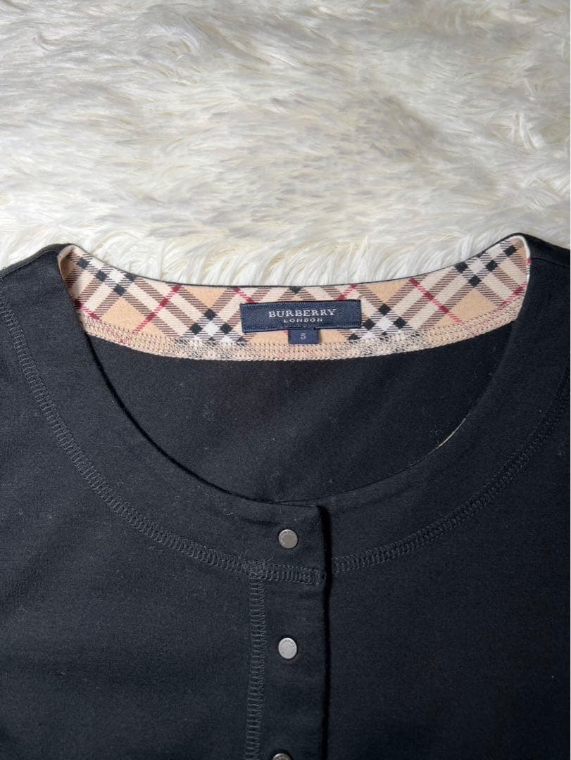 バーバリー　ノバチェック　刺繍ロゴ￼ブラック￼スエットカーディガン　伸縮性