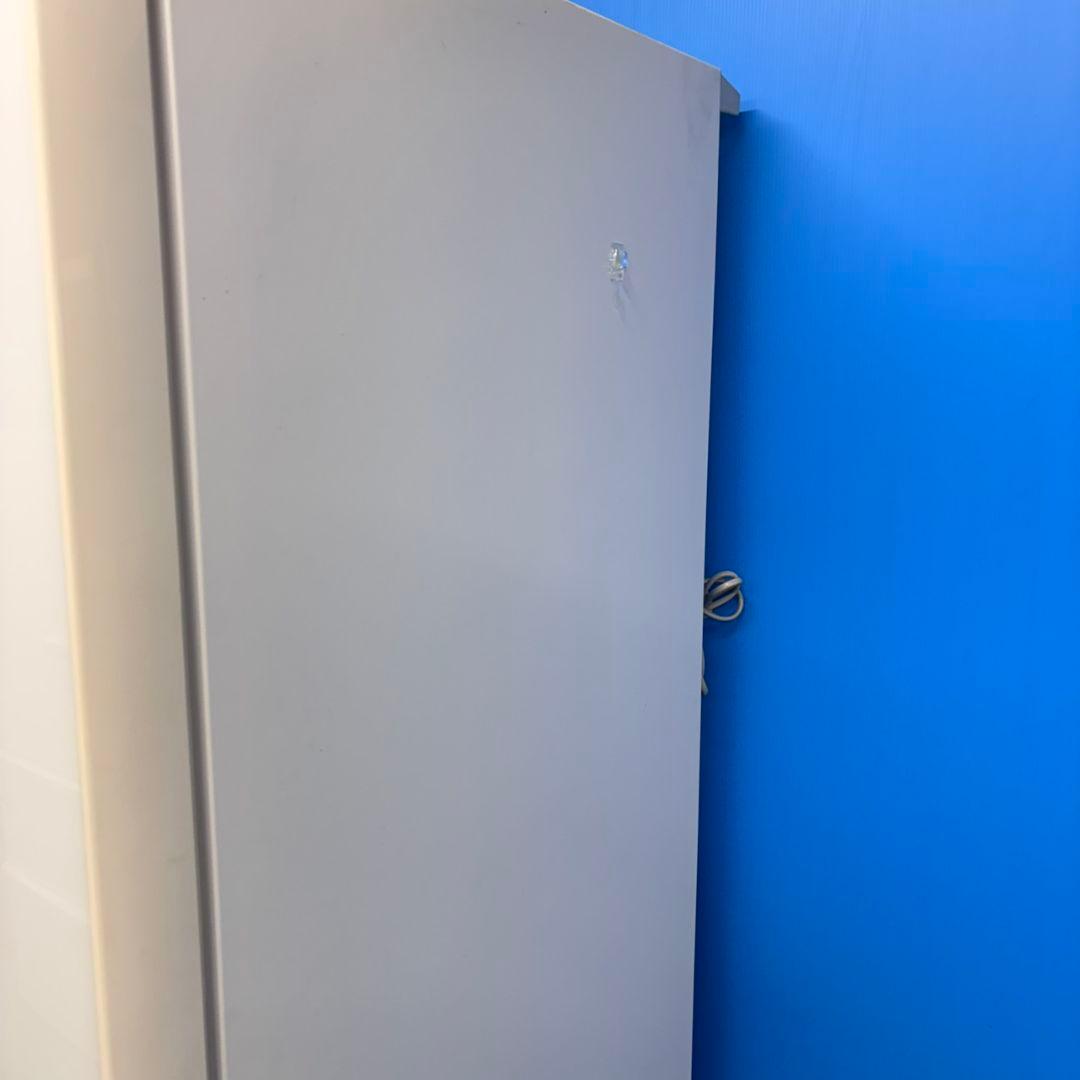 592 東芝　大型冷蔵庫　400L強　右開き　自動製氷　5ドア　ガラスパネル