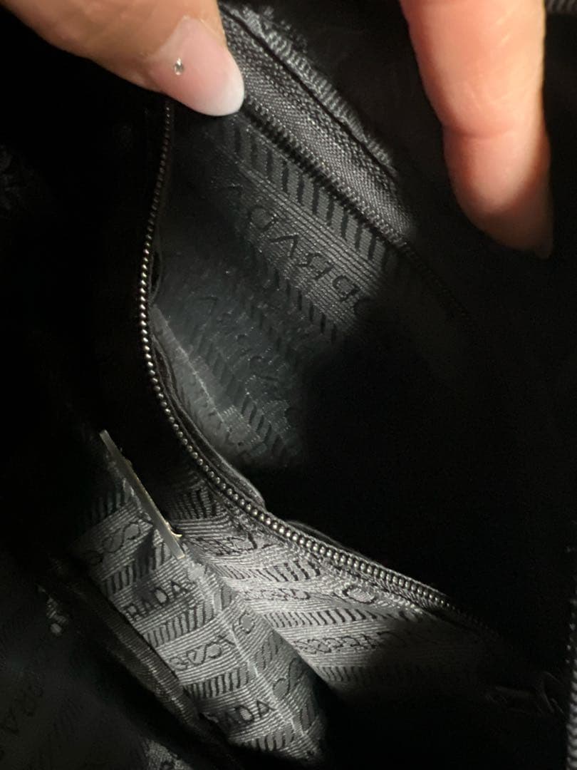 【並行輸入品】プラダ ショルダーバッグ