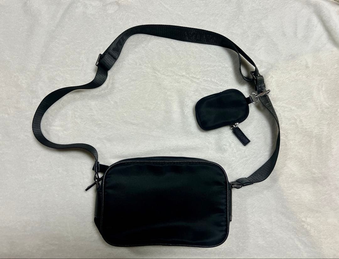 【並行輸入品】プラダ ショルダーバッグ