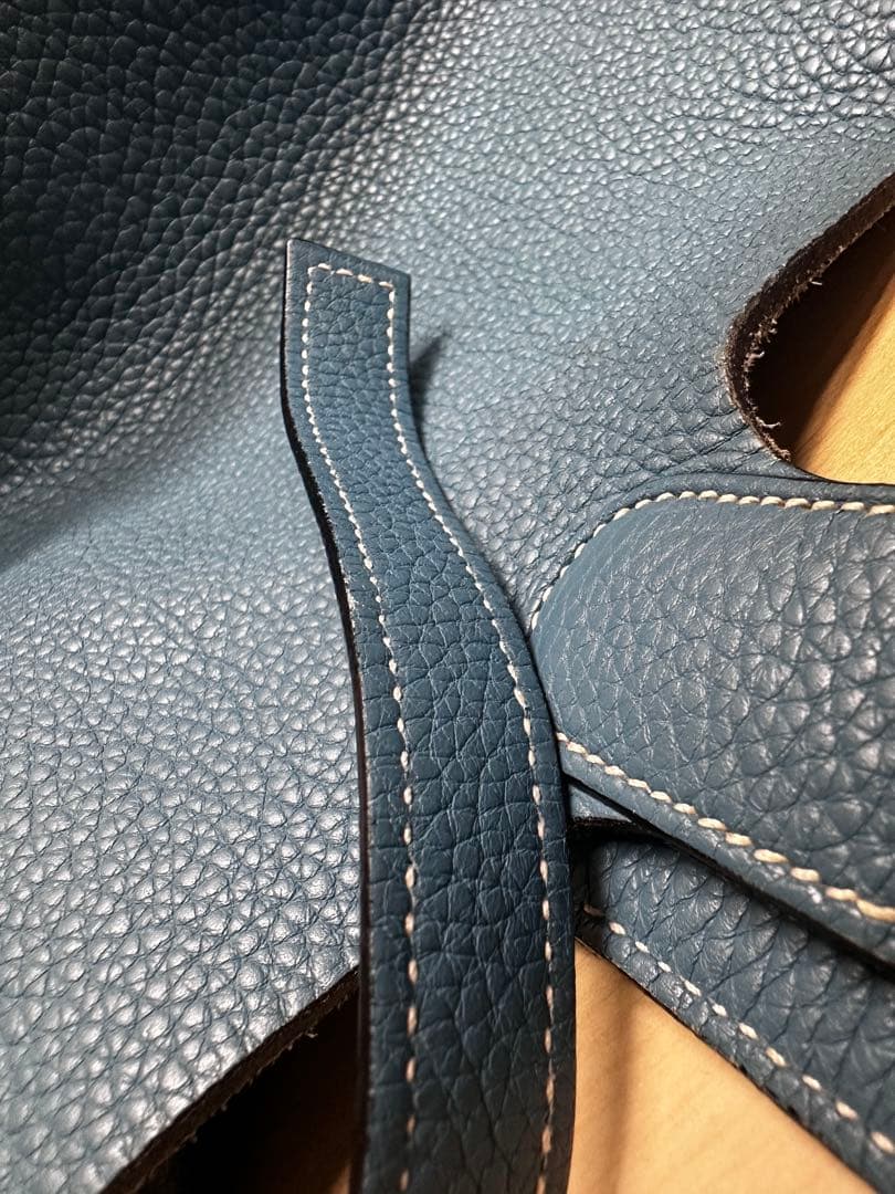 ヤ*ン様 エルメス ハンドバッグ ピコタンMM トリヨンクレマンス ブルー□K刻