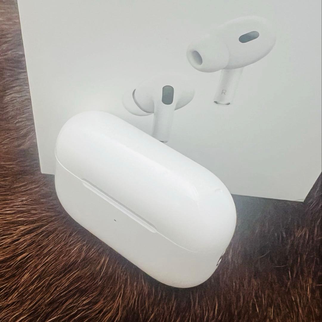 AirPods Pro (第2世代) 本体 A2968 ケーブル付き