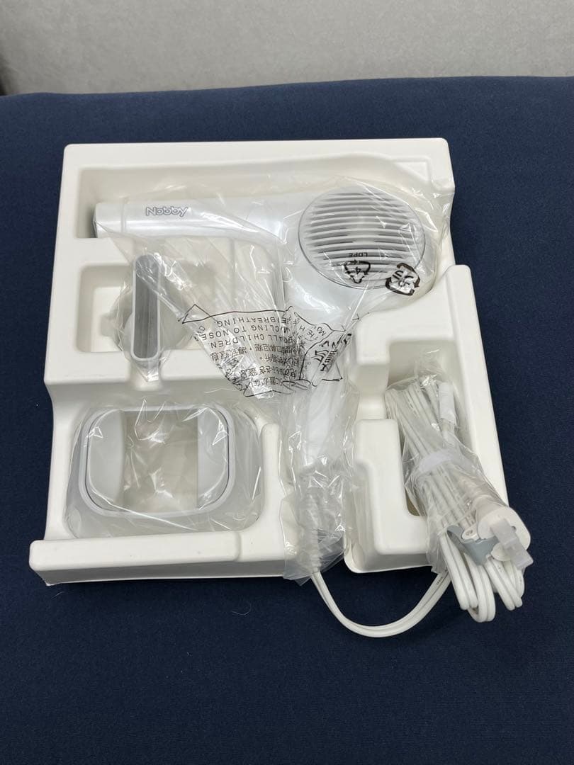 【正規品】 Nobby（ノビー）NB4100 白 マイナスイオンドライヤー