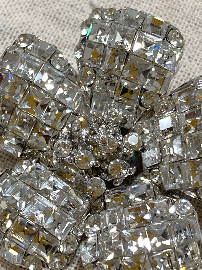 フォクシー　フラワー　ブローチ　Fleur 定番