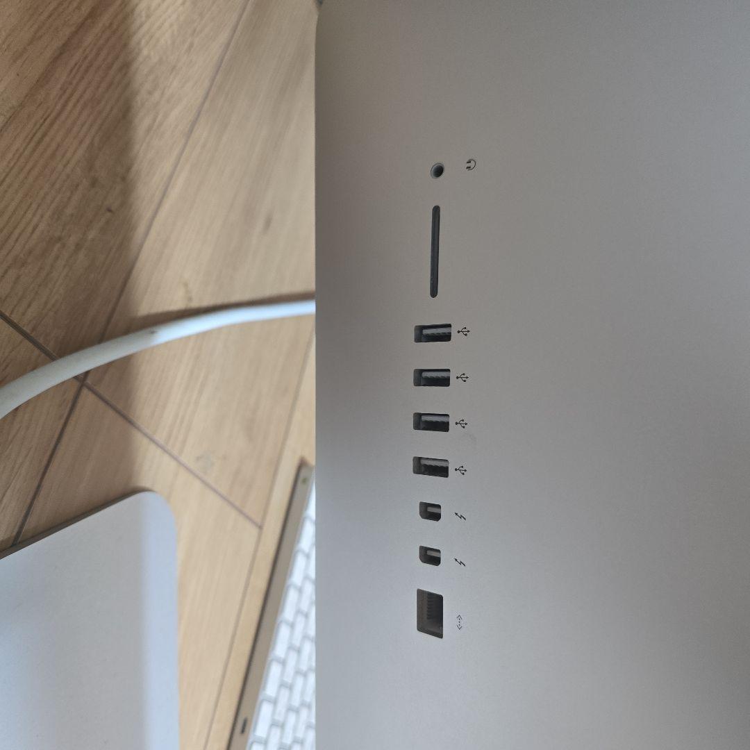 Macデスクトップ iMac Retina 4K, 21.5-inch, Late 2015 1TB