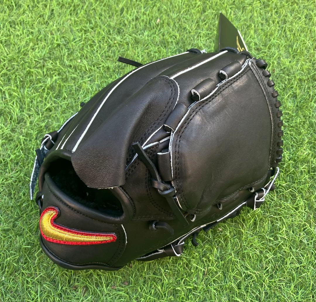 NIKE 日本製　硬式　グローブ　投手用　NIKE 専用袋付き　専用箱