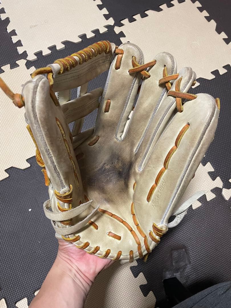 ミズノ芳賀ジャパン ブロンド硬式か外野手用