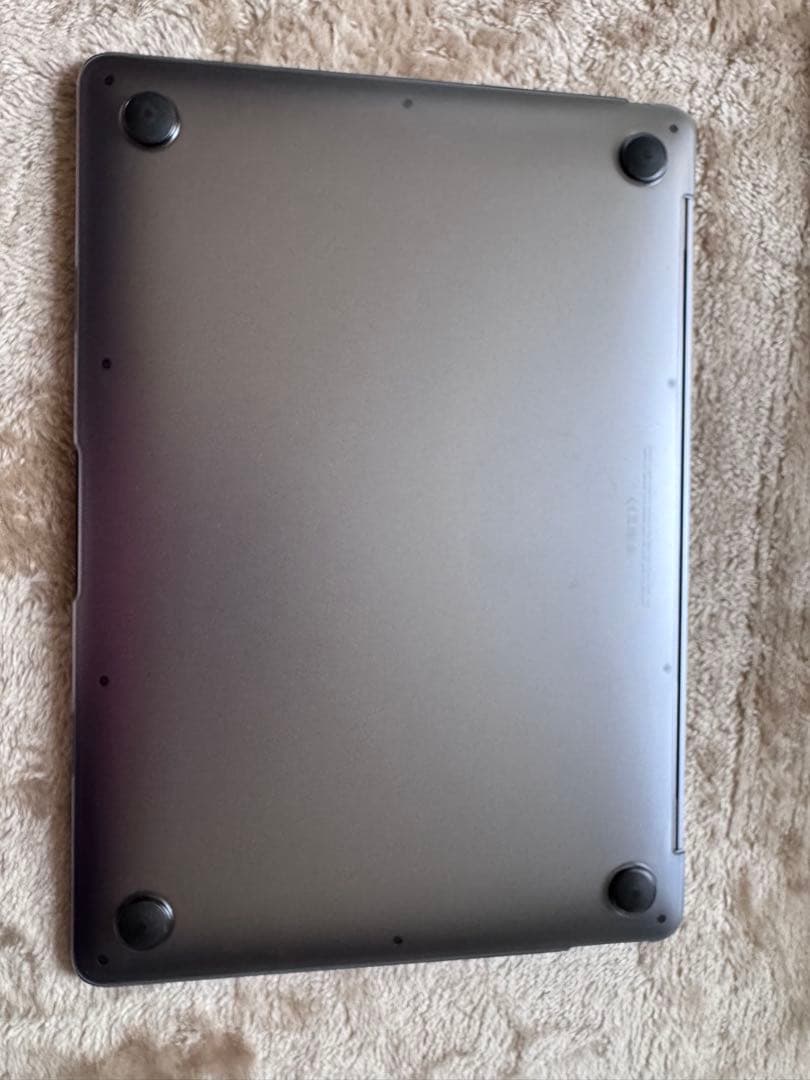 sss　MacBook Air 2020 M1 チップモデル　256GB