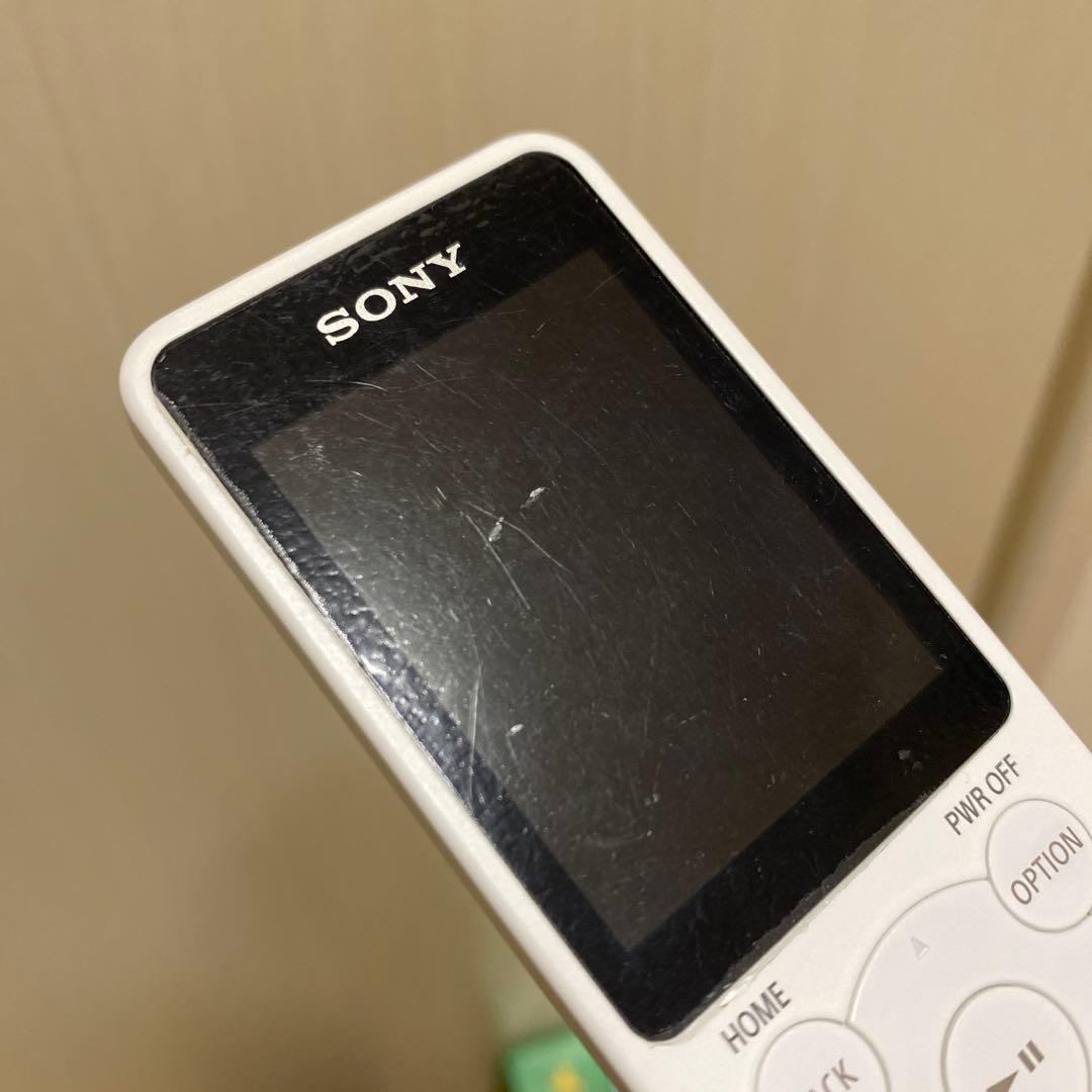 SONY ウォークマン ホワイト　スヌーピーコラボ　Bluetooth 対応