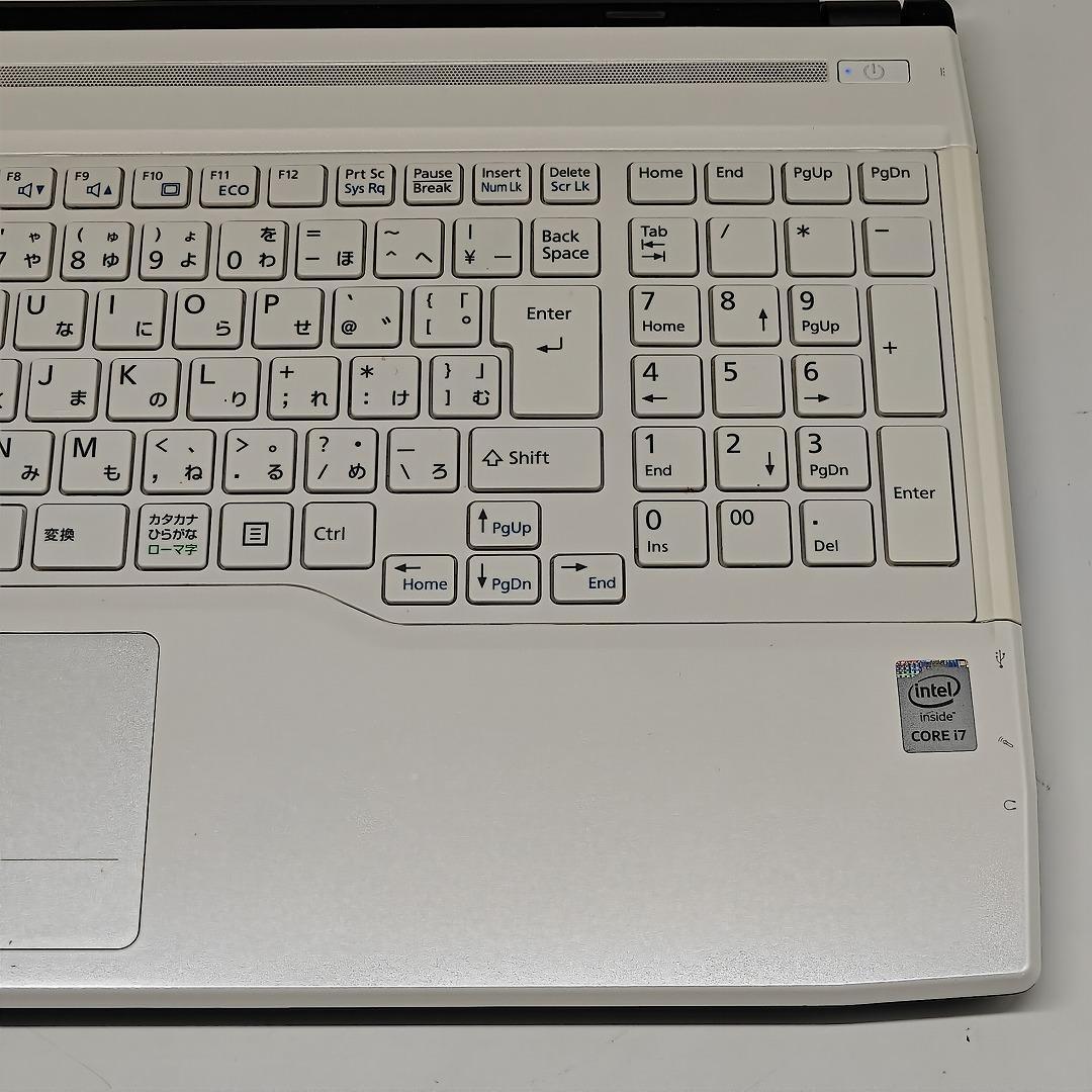 【富士通】AH53 高性能i7 SSD256GB 8GB ホワイト ノートPC