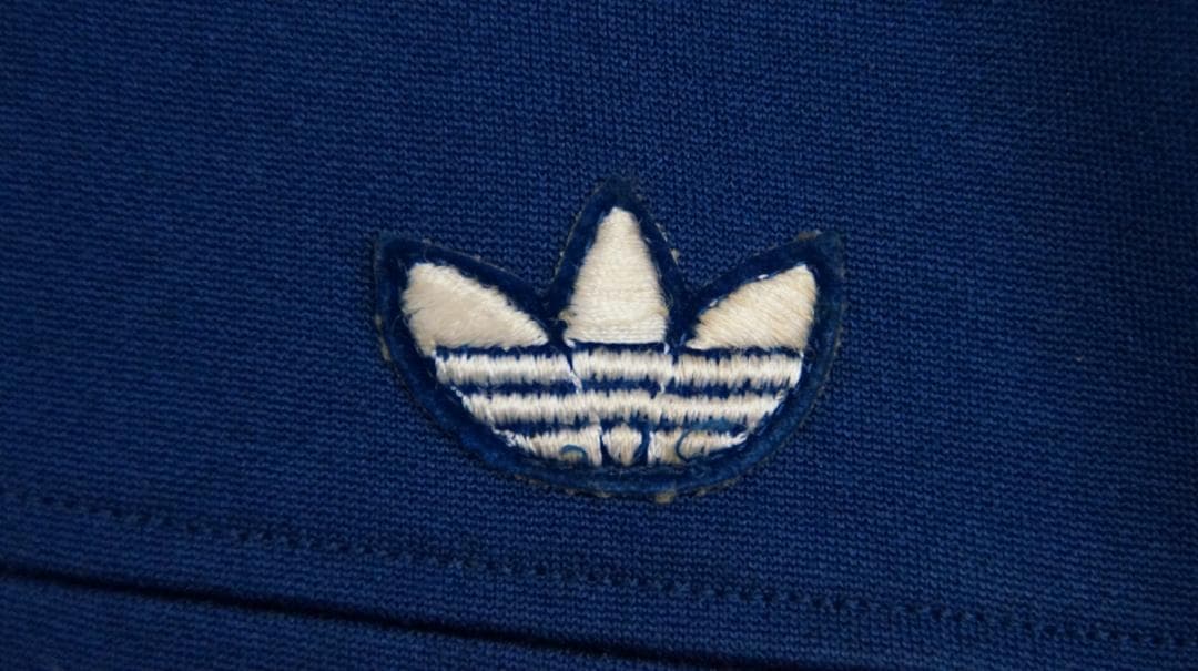 adidas アディダス　ハーフジップ　トラックジャケット　紺×白　デサント