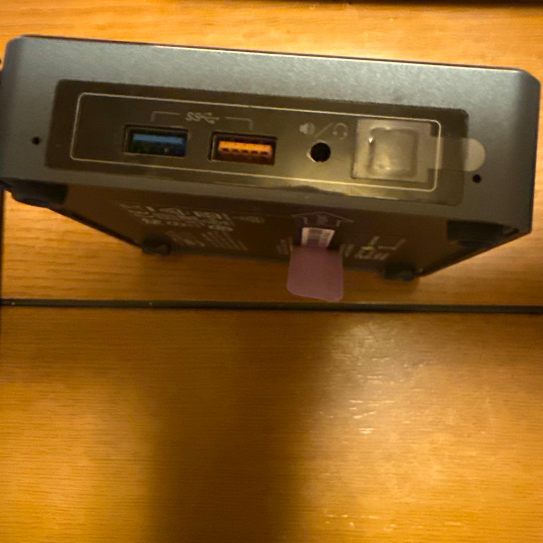 Intel NUC7i3BNK ミニPC 2019年製