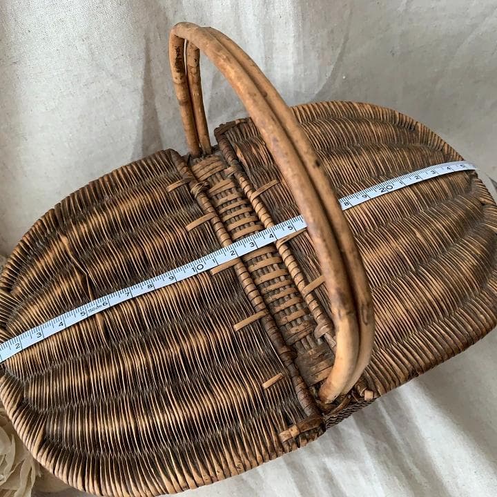 フランスアンティーク　バスケット　プッペンパニエ　大きなかご　ディスプレイ