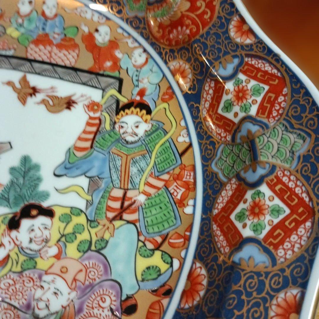 八角形の伝統的な絵柄陶器皿