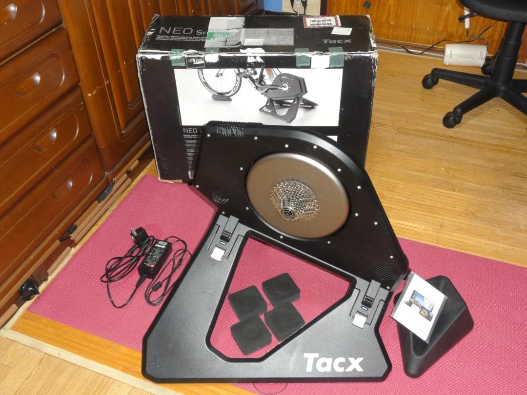 Tacx NEO Smart サイクルトレーナー メンテナンス済