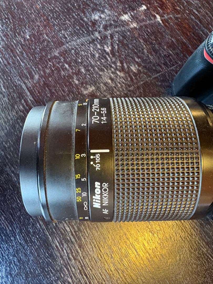 Nikon D70 NKKOR 70-210 レンズ付
