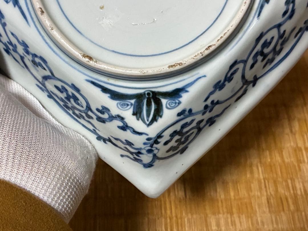 古伊万里 藍錦 金彩 染付 【渦福】龍紋の四方鉢 木箱付 四方角皿 時代物