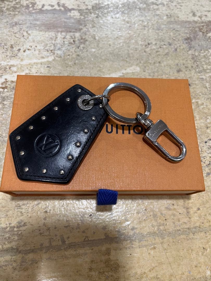 ルイヴィトン　キーホルダー　キーリング