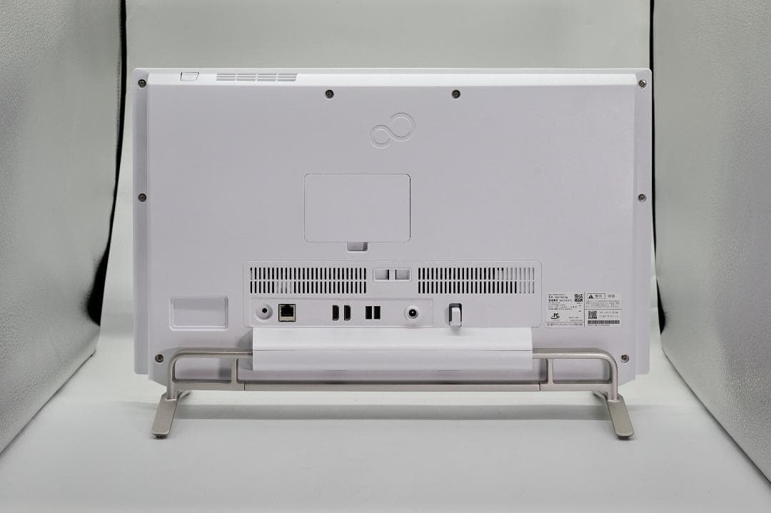 すぐに使用できる! モニター一体型PC Windows 11 FUJITSU