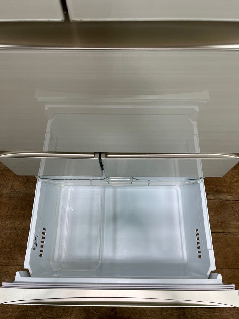 も*ら様 東芝　冷蔵庫　551l 2019年　GR-R550FZ D10164