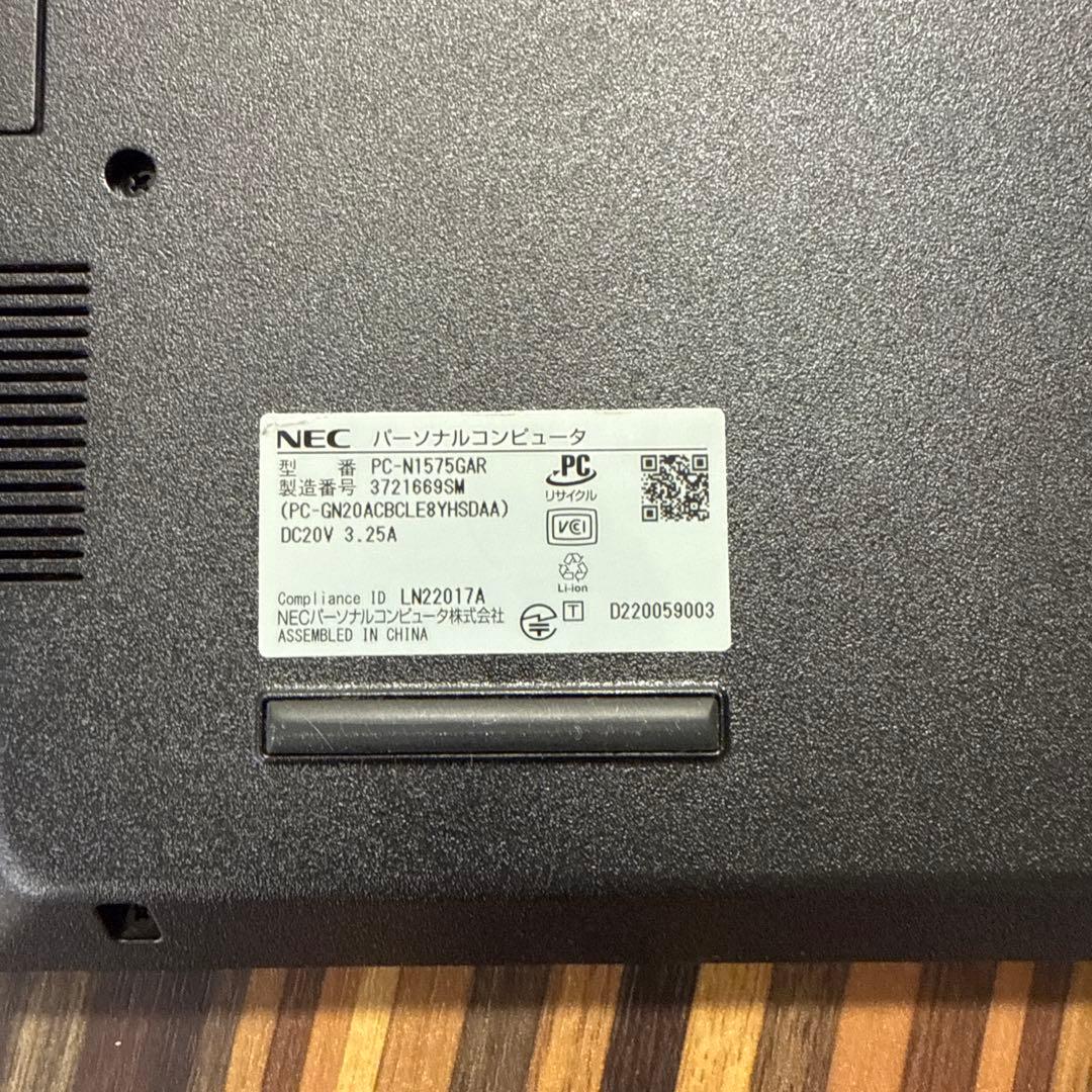NEC LAVIE レッドノートPC N1575GAR