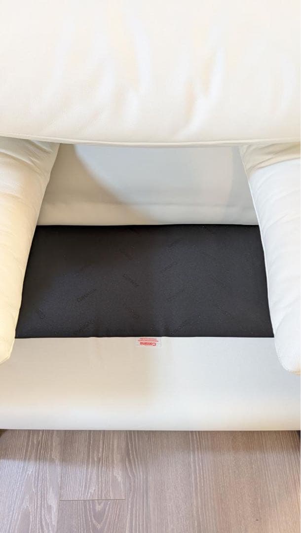 カッシーナ　マラルンガ　ホワイトレザー 1人掛けソファ