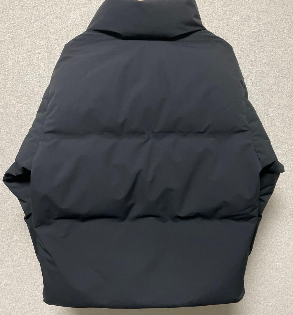 新品未使用 ユニクロ シームレスダウンジャケット
