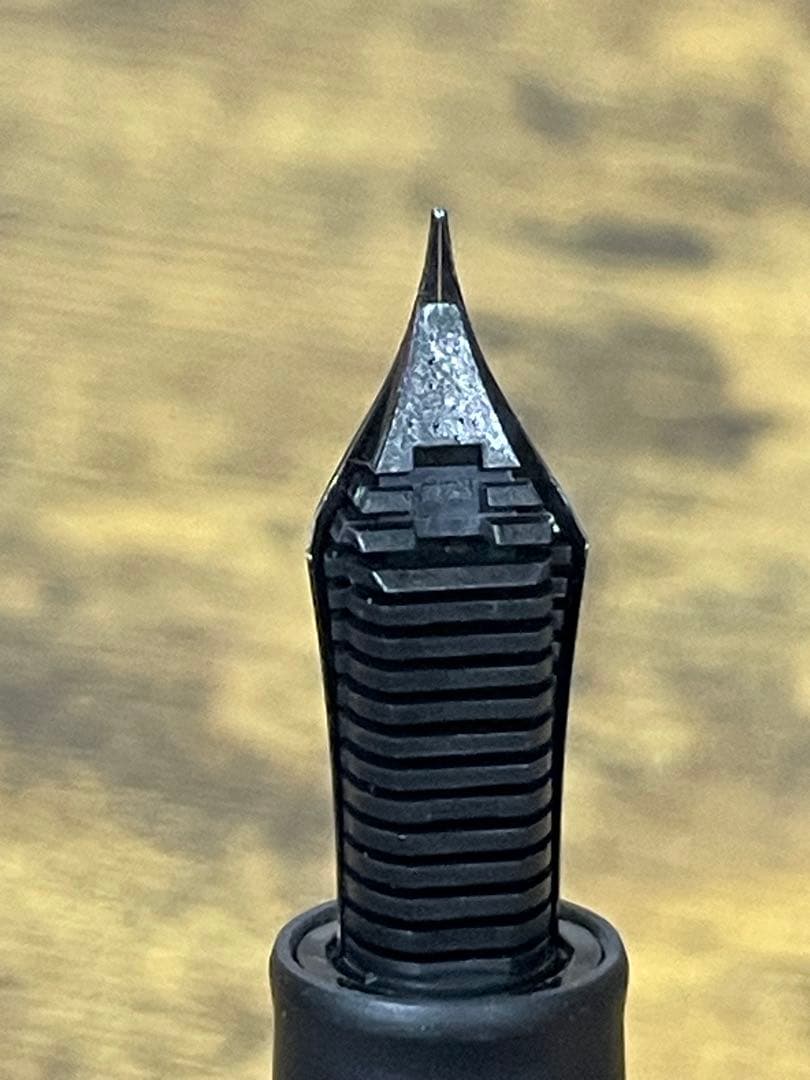 試筆のみ　インペリアルブラック　21金　細字　プロフェッショナルギア　万年筆