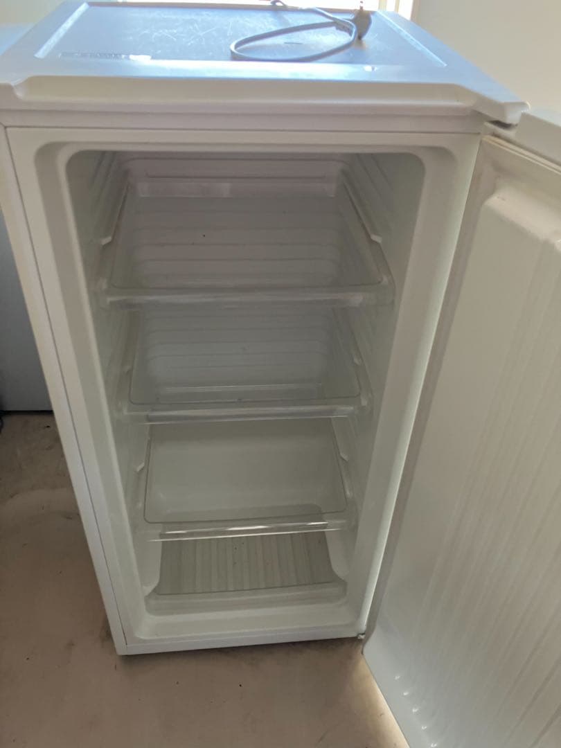 Haier 冷凍庫 ホワイト 4段棚