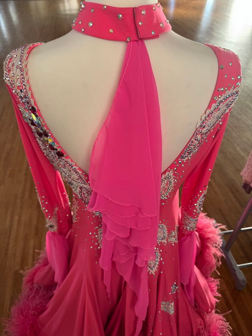 チャコット社交ダンスドレス ピンク フリルチョーカーとフロート付き 3 L日本製