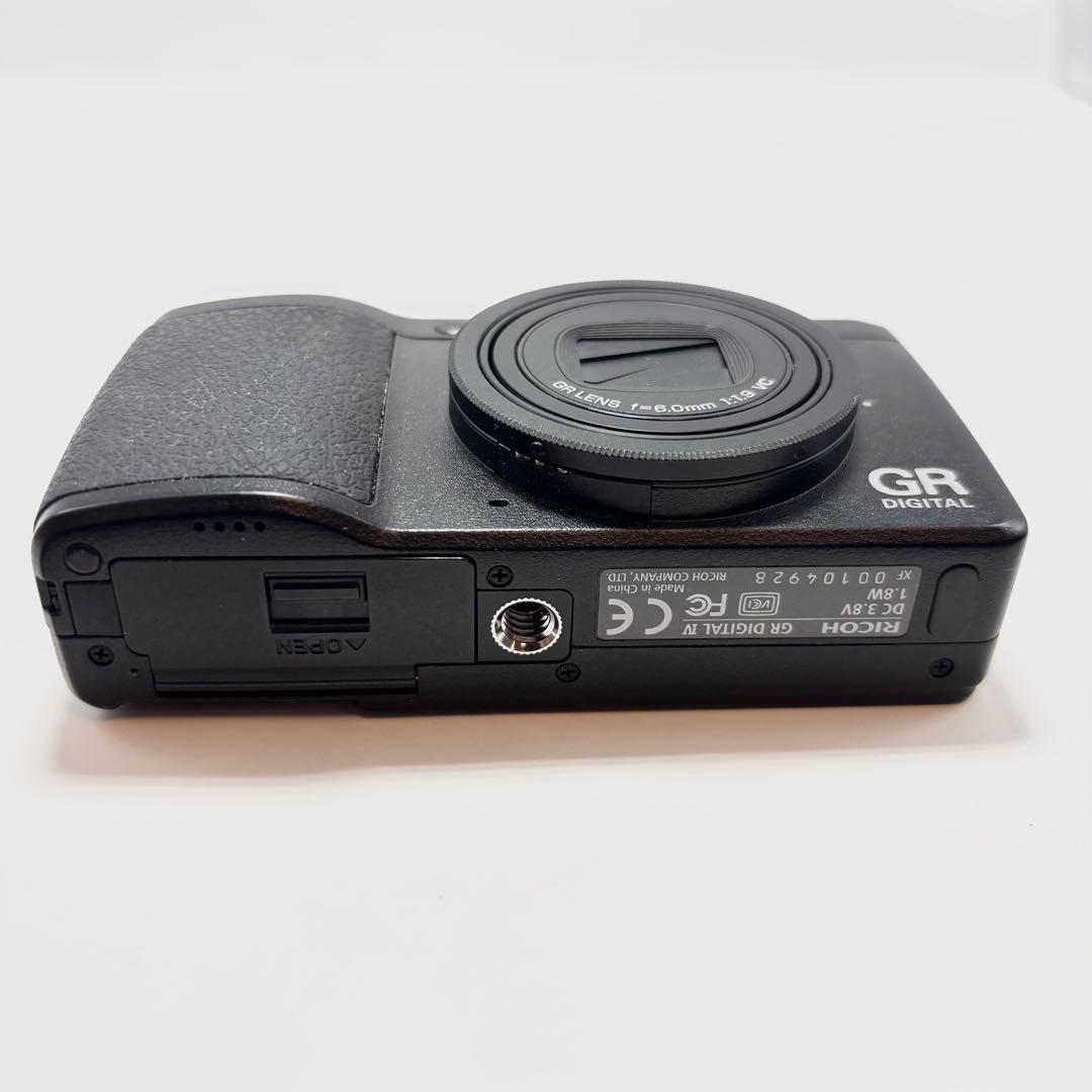 【美品】RICOH GR DIGITAL Ⅳ ブラック コンパクトデジタルカメラ