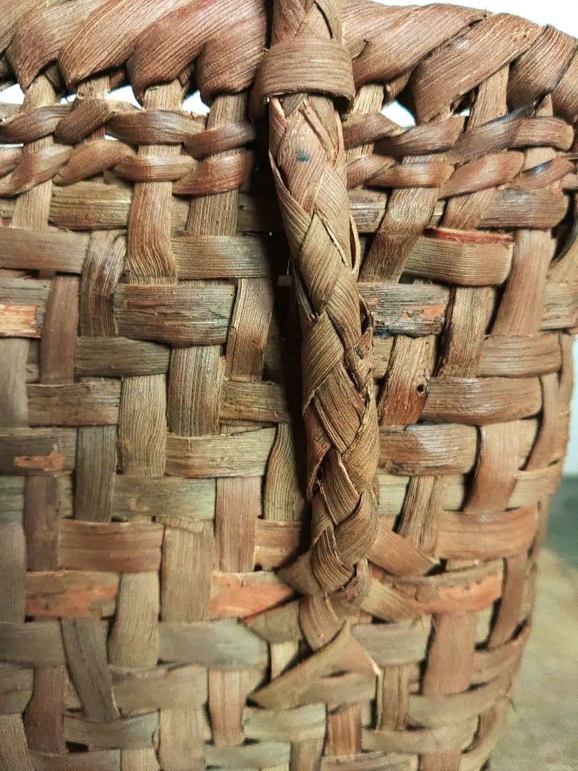 信州安曇野の山葡萄かごバッグ　里山手仕事