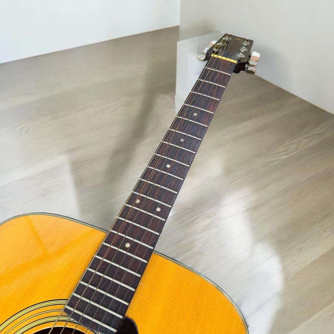 YAMAHA ヤマハ　アコースティックギター FG-180J